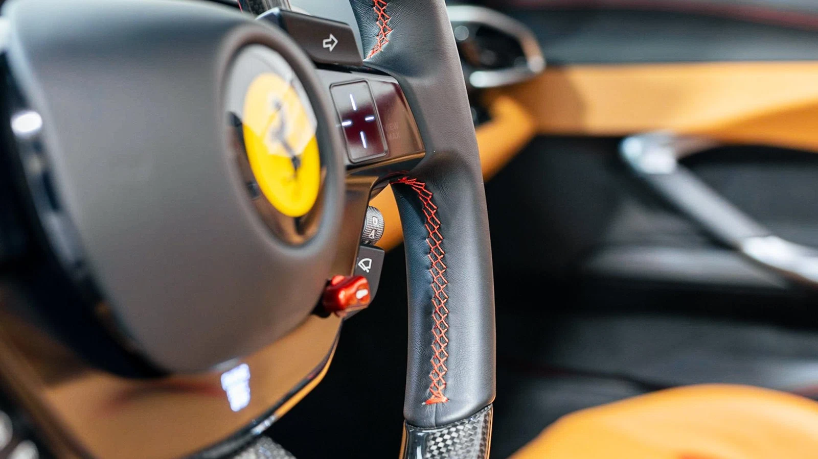 2024 Ferrari 296 GTS, 6/16