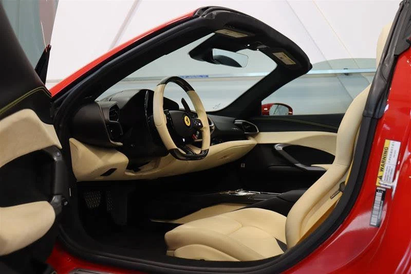 2023 Ferrari 296 GTS, 5/28