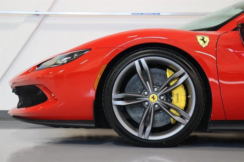 2023 Ferrari 296 GTS, 11/28