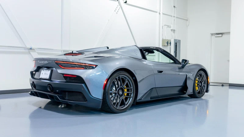 2023 Ferrari 296 GTS, 28/28