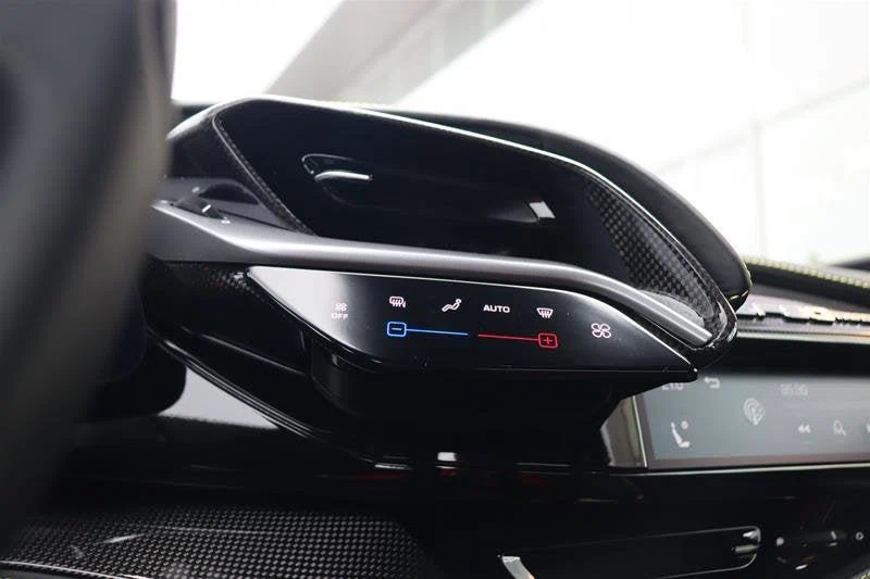 2023 Ferrari SF90 Stradale, 18/20