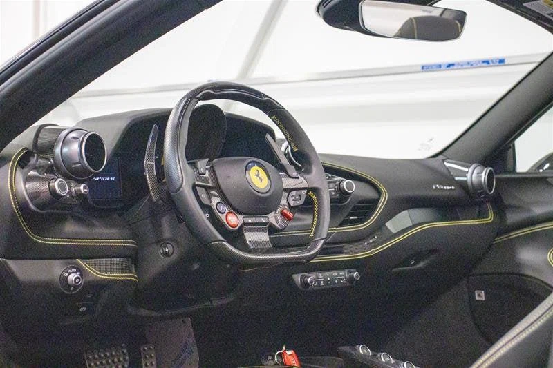 2023 Ferrari SF90 Stradale, 18/22