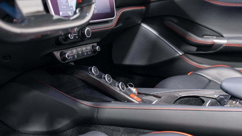 2022 Ferrari Portofino M, 8/16