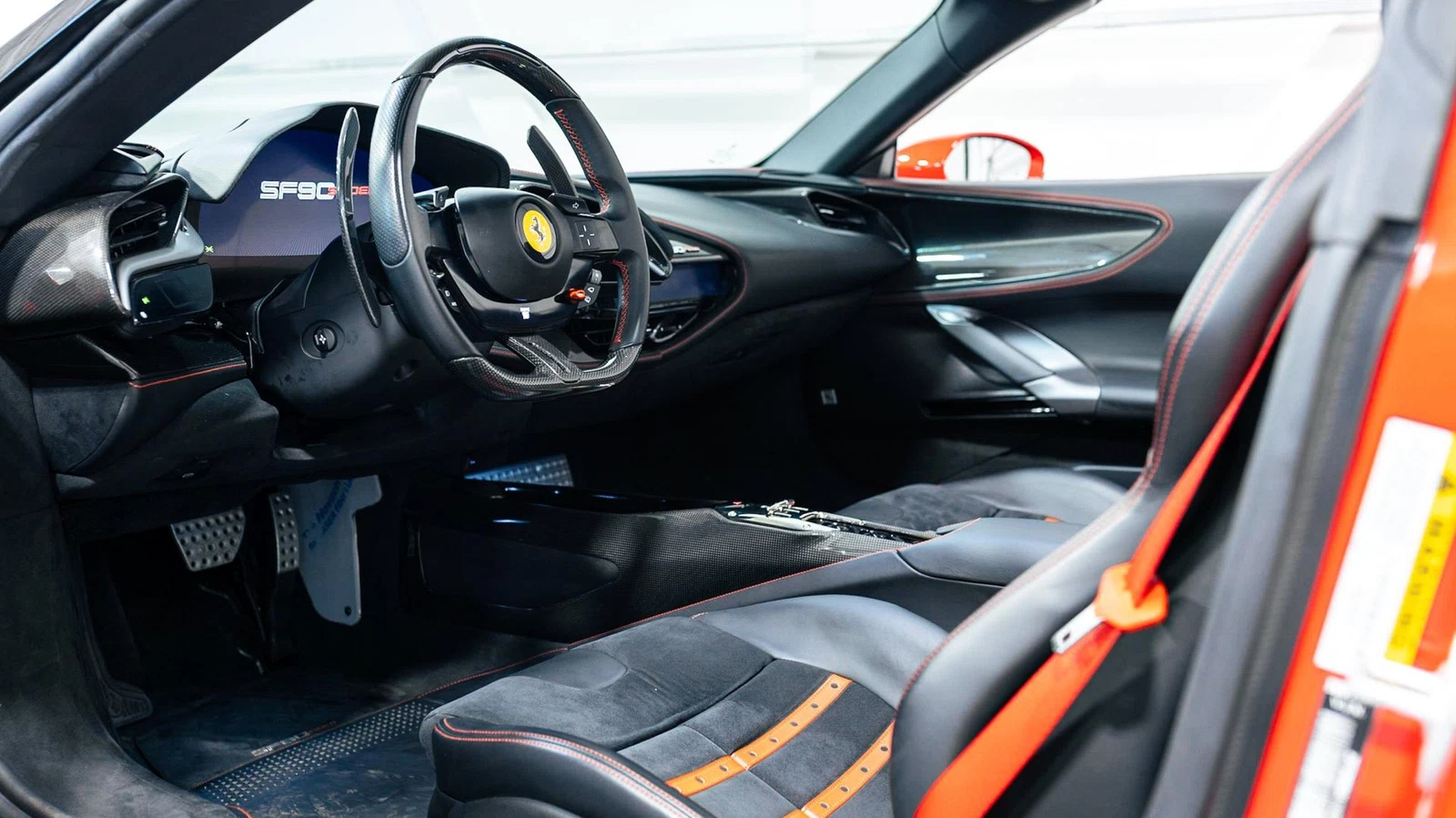 2022 Ferrari SF90 Spider, 4/16