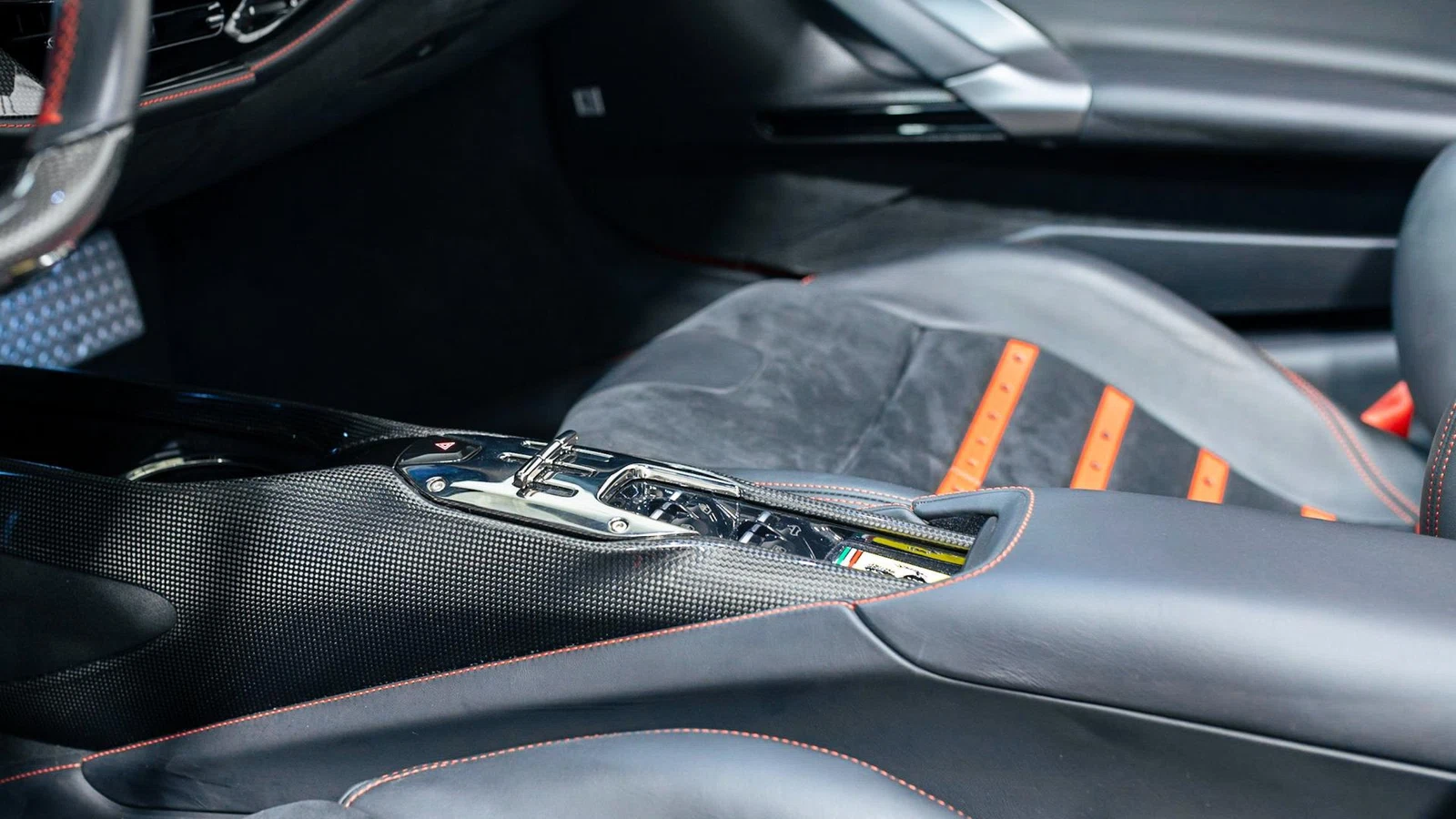 2022 Ferrari SF90 Spider, 8/16
