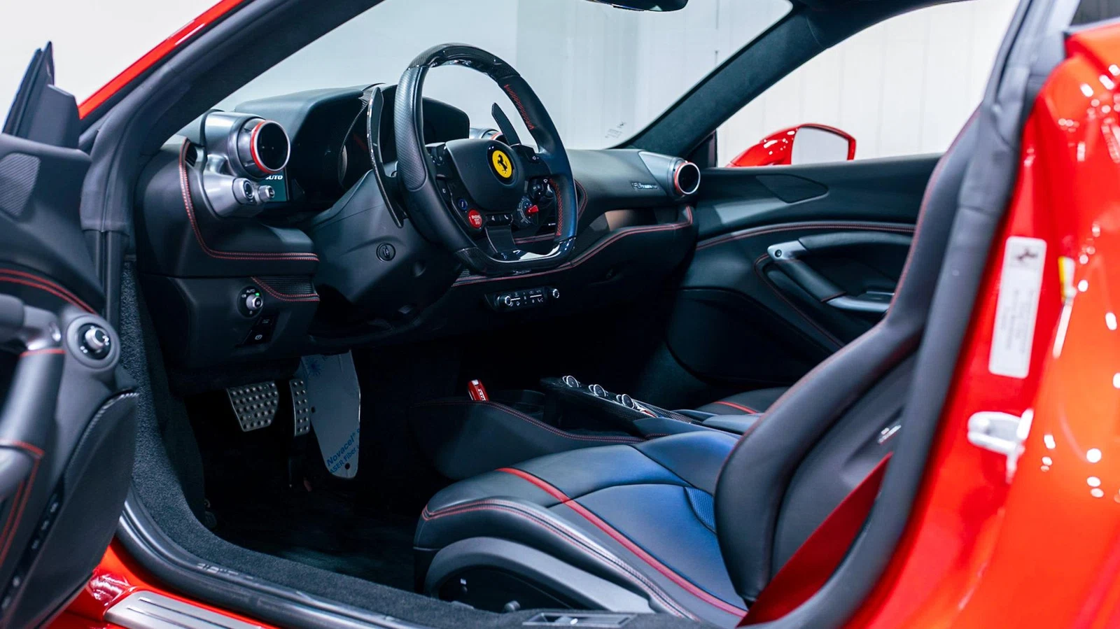 2022 Ferrari F8 Tributo, 3/16