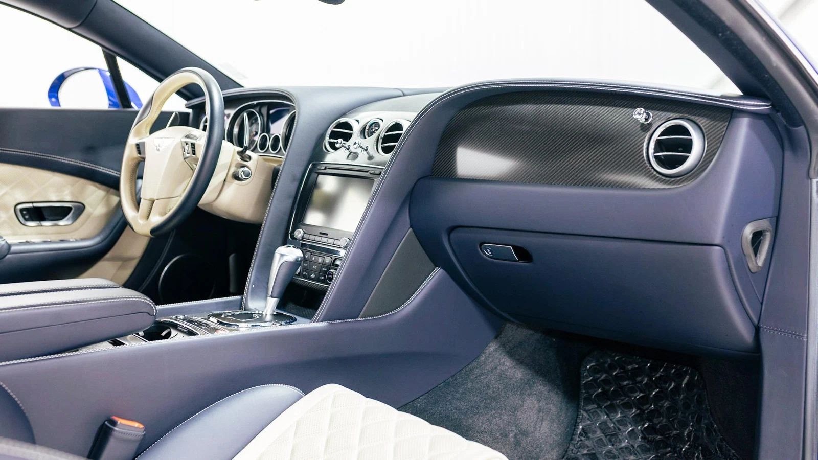 2016 Bentley Continental GT V8 (2nd Generation), 8/15