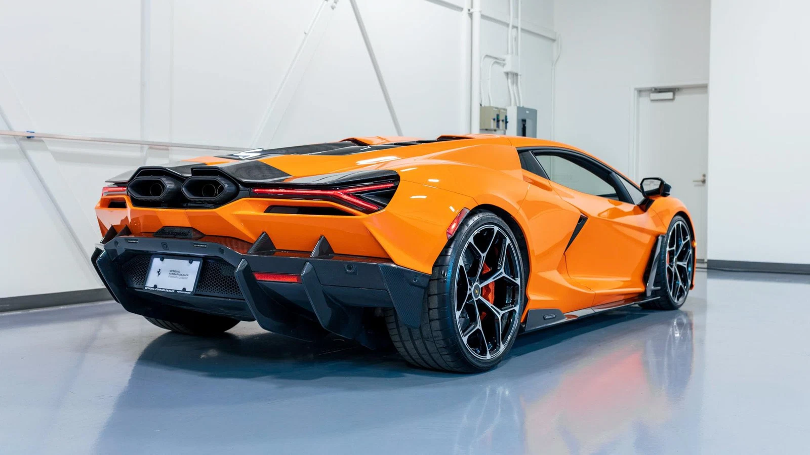 2026 Lamborghini Revuelto, 15/15