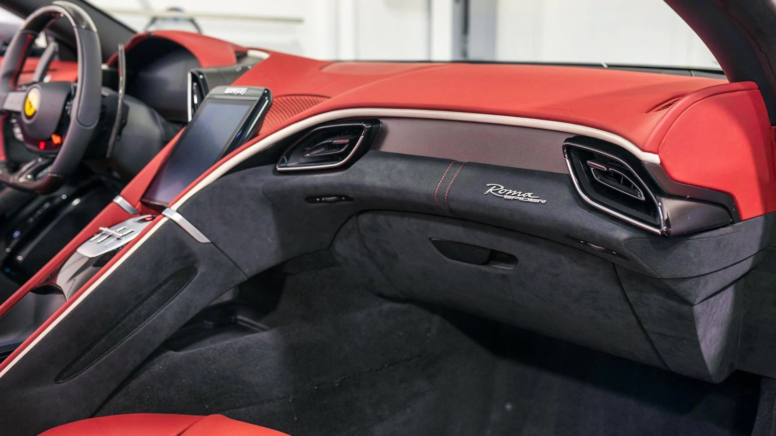 2025 Ferrari Roma Spider, 5/16