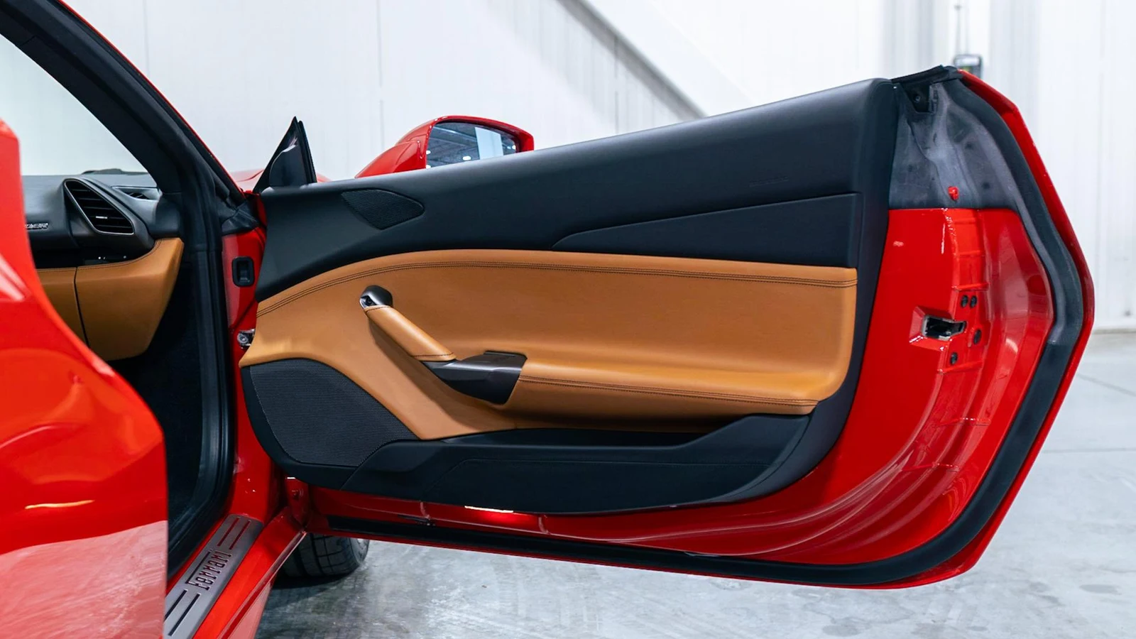 2018 Ferrari 488 Spider, 6/15