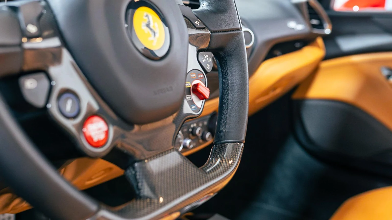 2018 Ferrari 488 Spider, 14/15