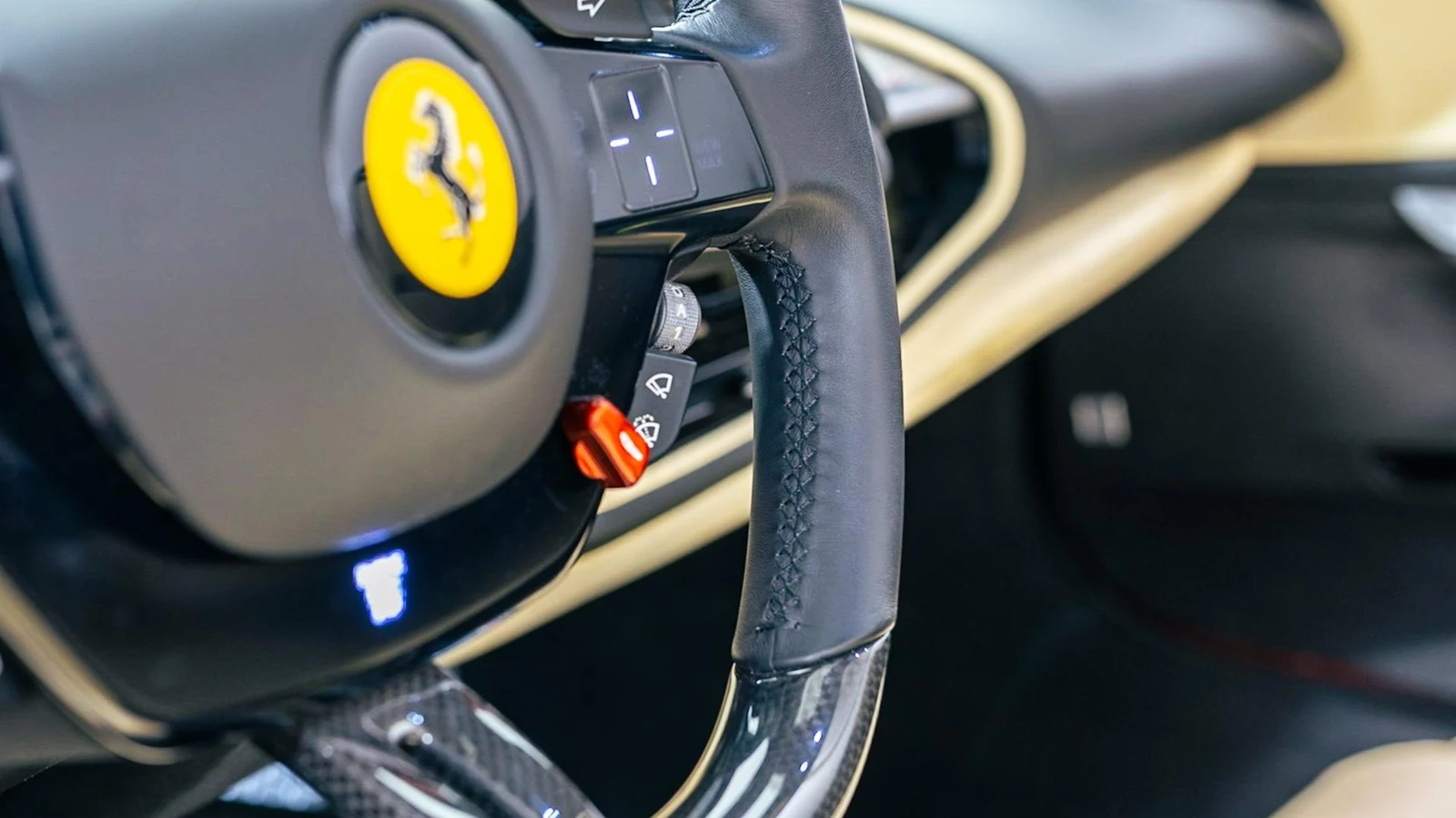 2023 Ferrari SF90 Spider, 14/16