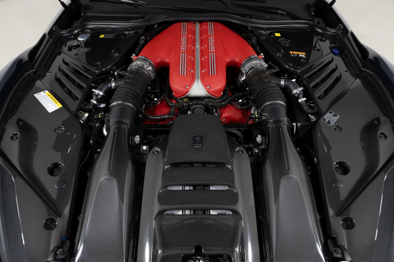 2022 Ferrari 812 Competizione, 15/30
