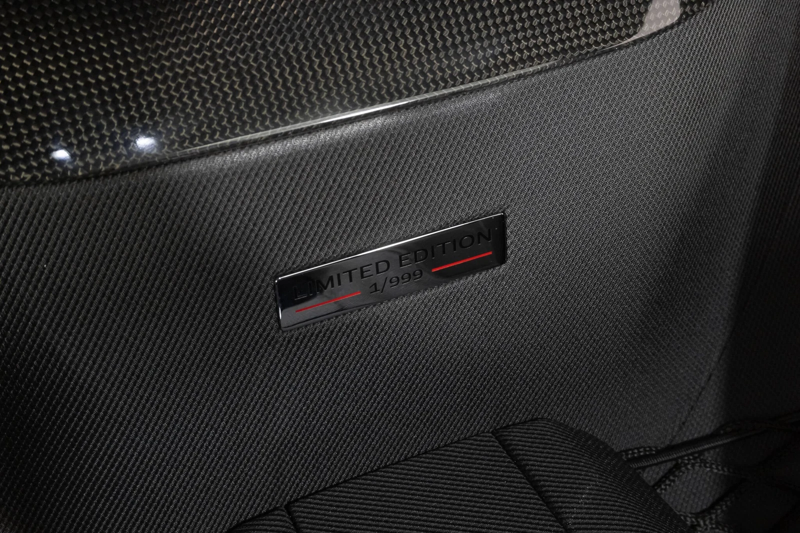 2022 Ferrari 812 Competizione, 28/30