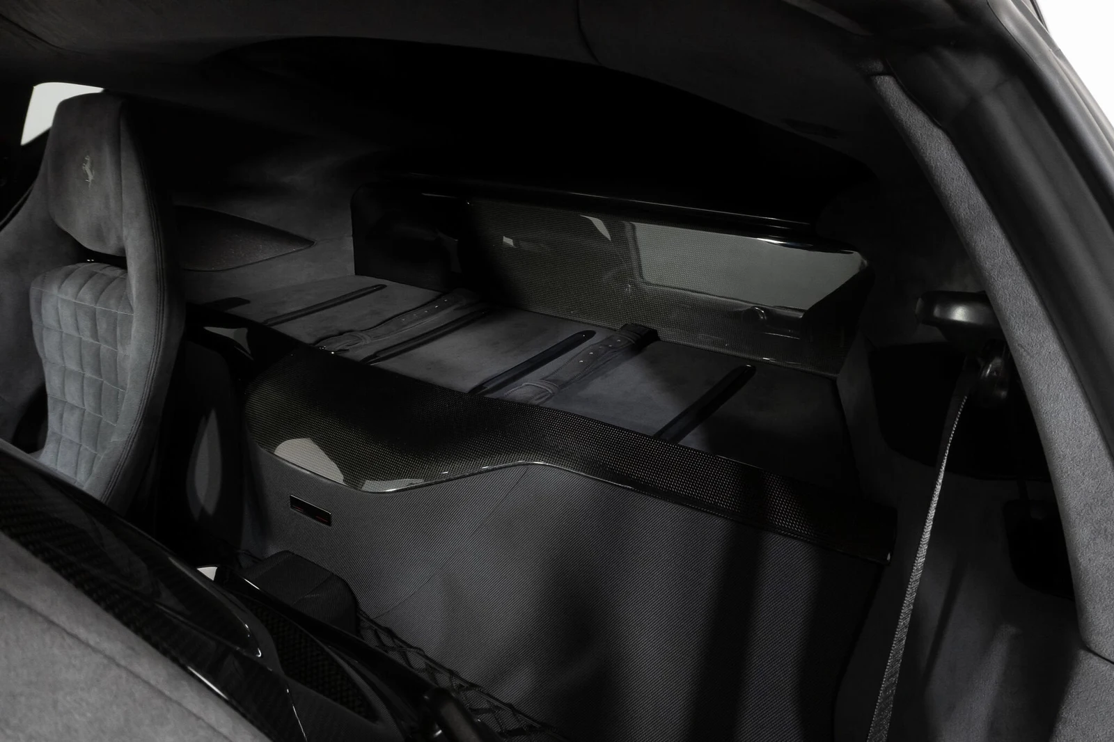 2022 Ferrari 812 Competizione, 30/30