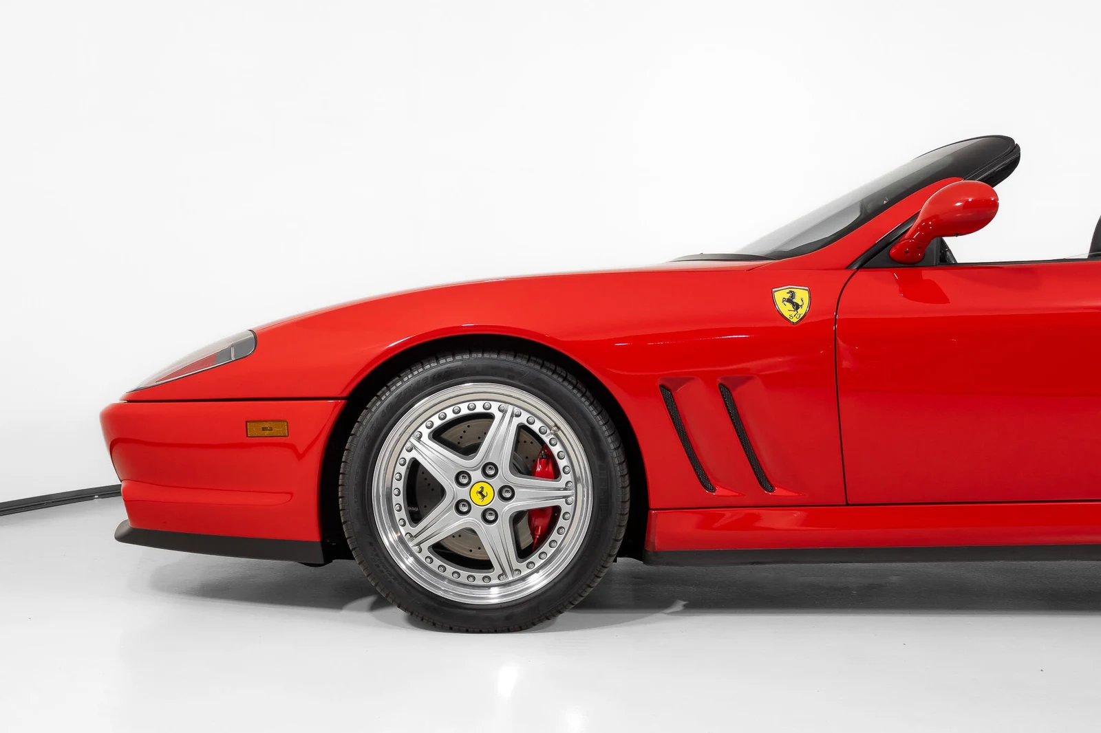2001 Ferrari 550 Barchetta Pininfarina, 8/30