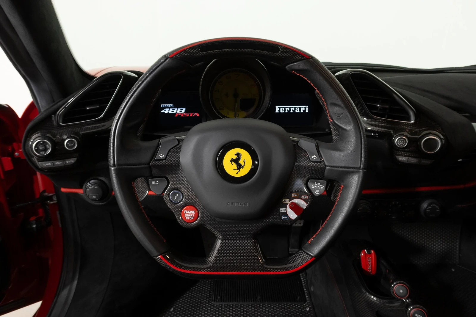 2020 Ferrari 488 Pista, 22/30