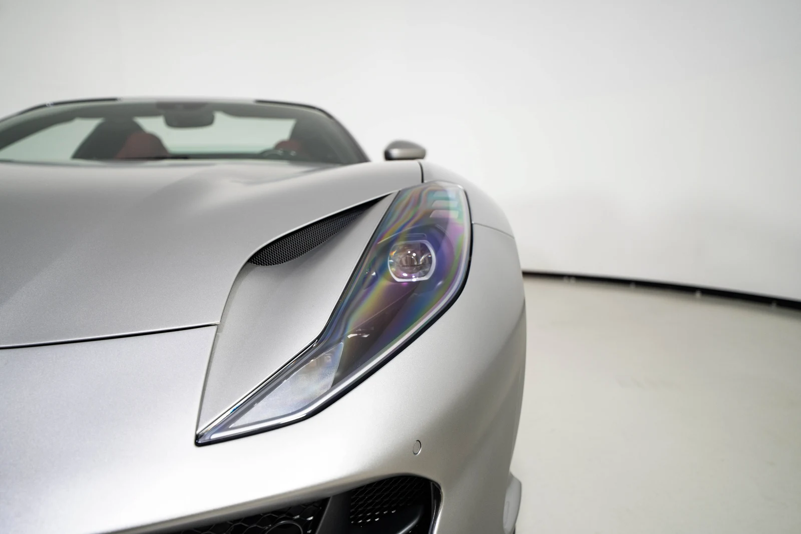 2022 Ferrari 812 GTS, 10/30