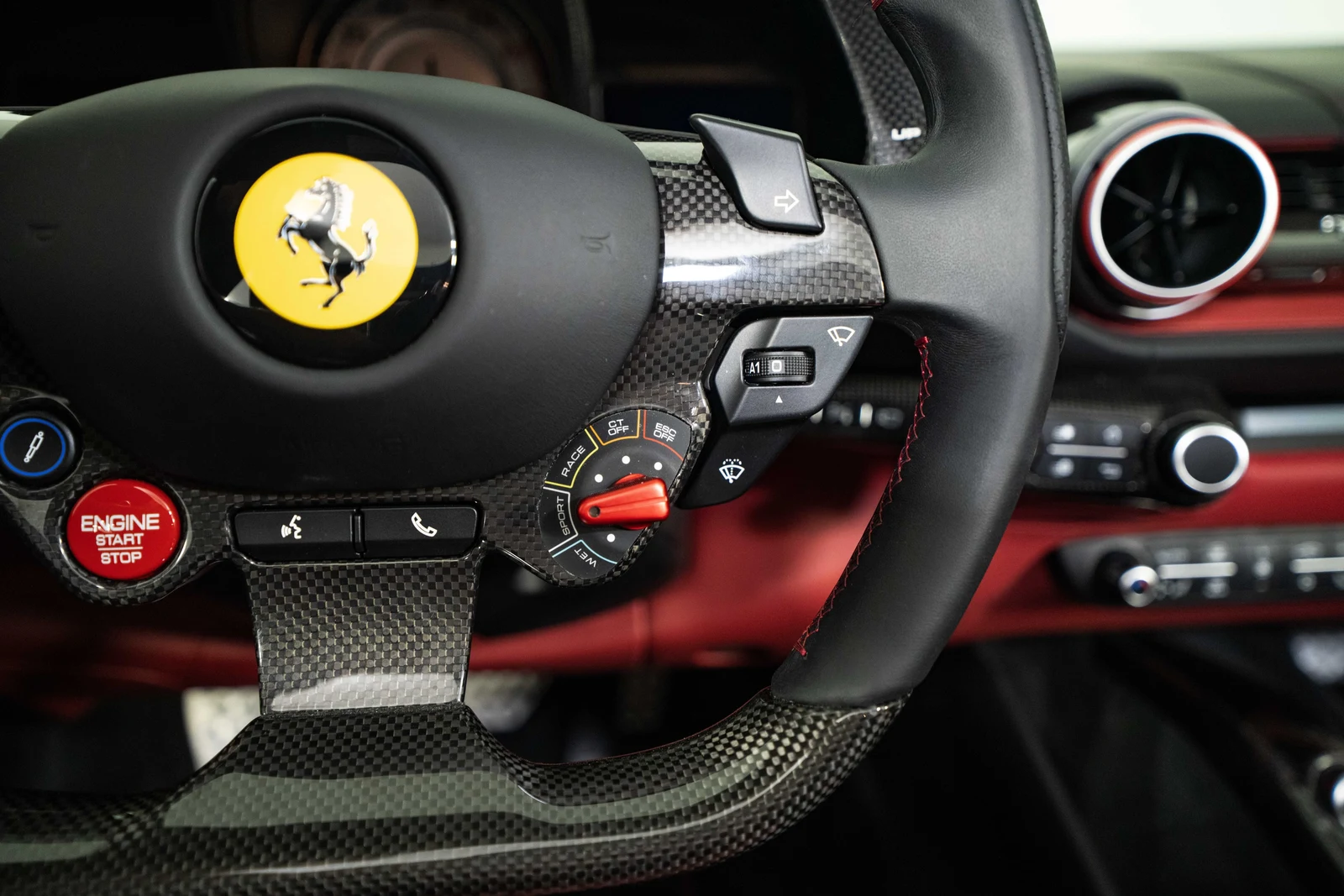 2022 Ferrari 812 GTS, 20/30