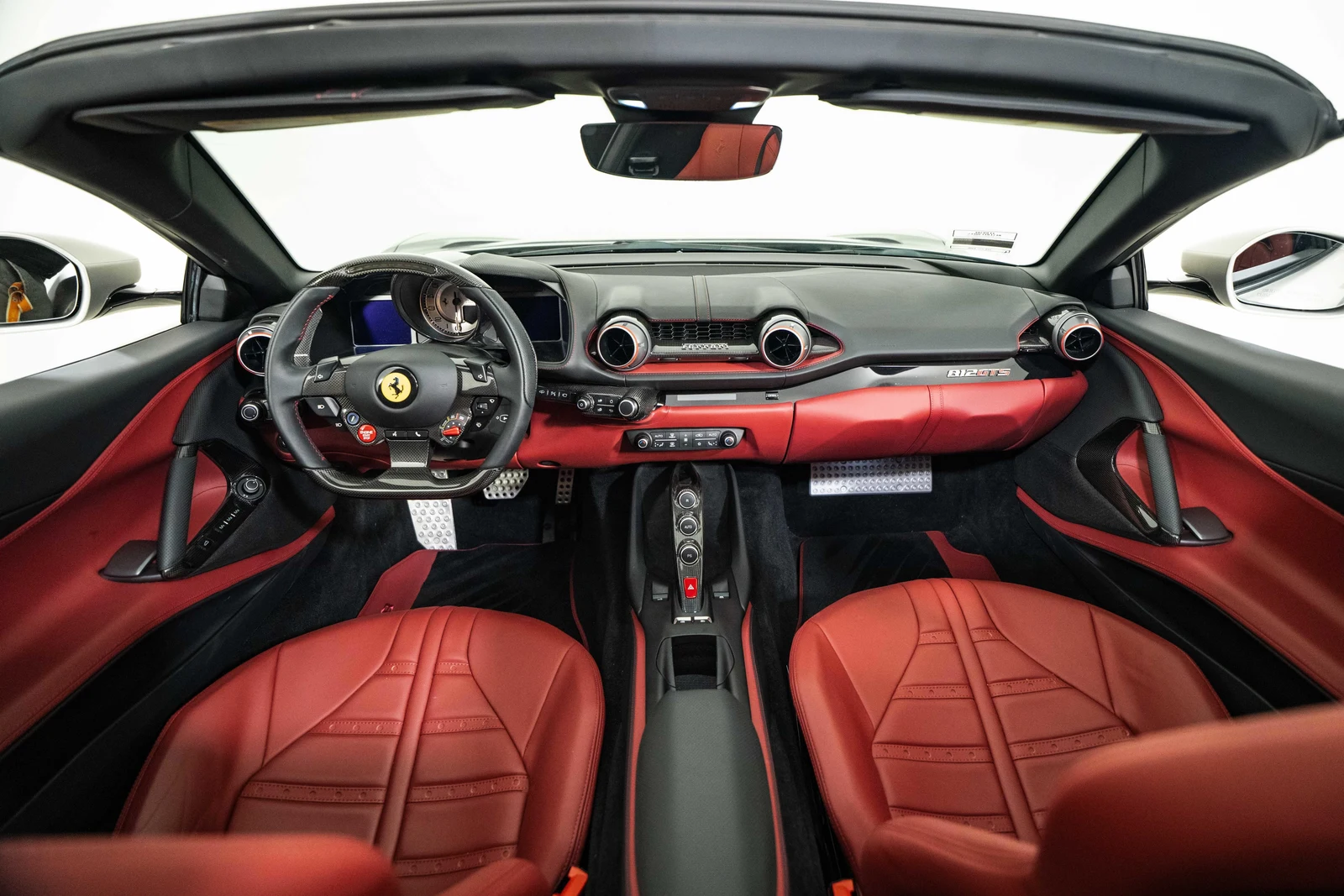 2022 Ferrari 812 GTS, 21/30
