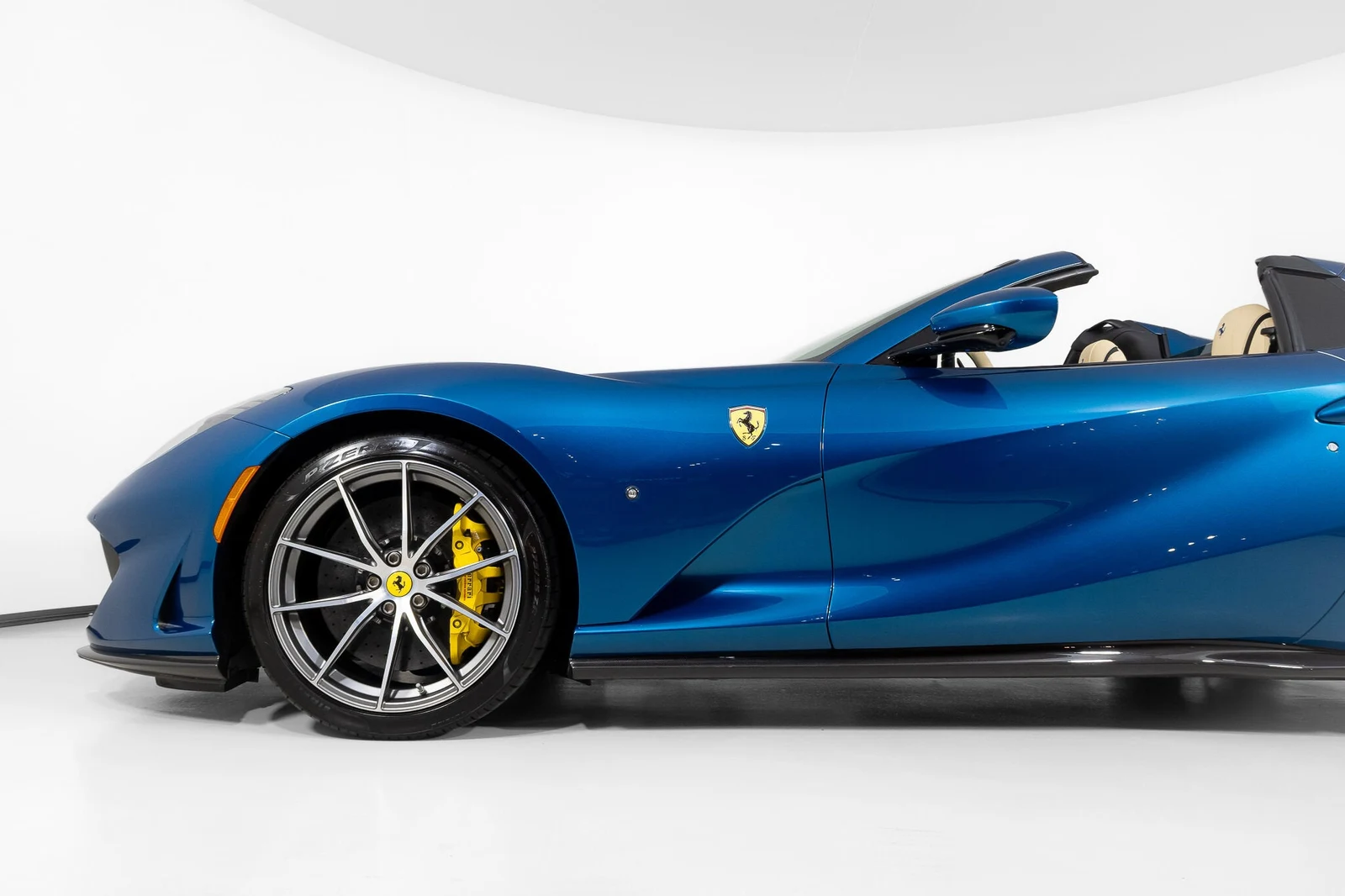 2021 Ferrari 812 GTS Atelier, 8/30