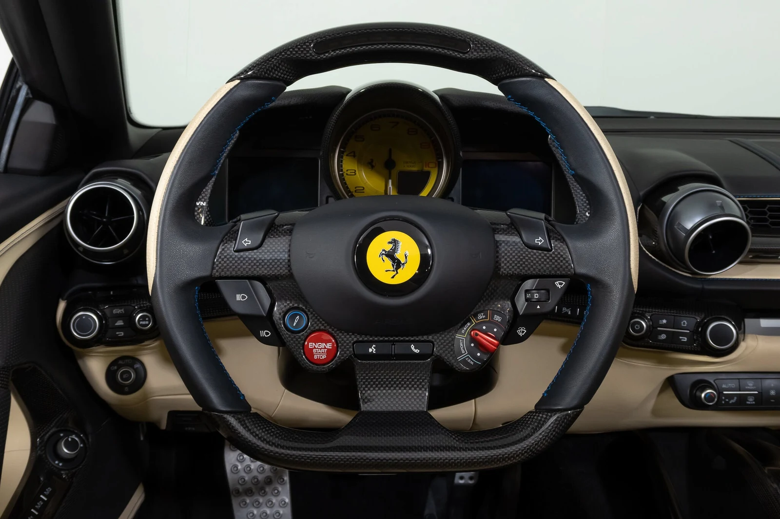 2021 Ferrari 812 GTS Atelier, 18/30