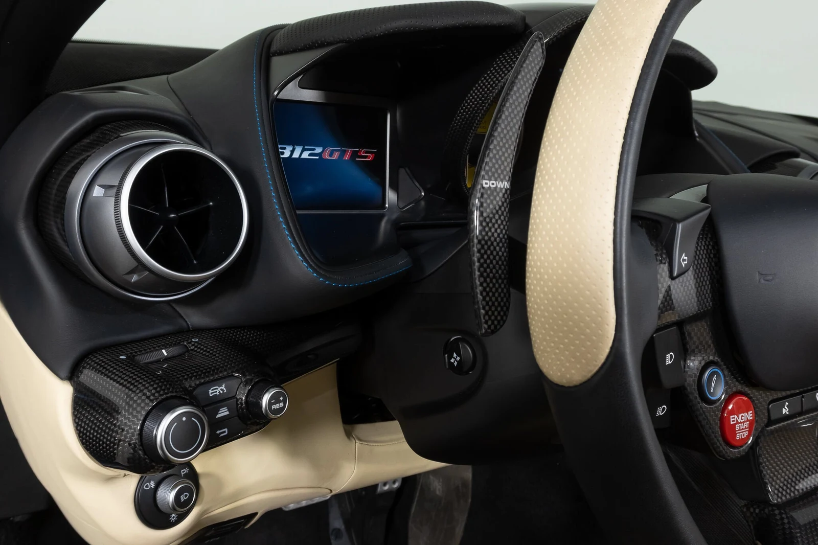 2021 Ferrari 812 GTS Atelier, 20/30