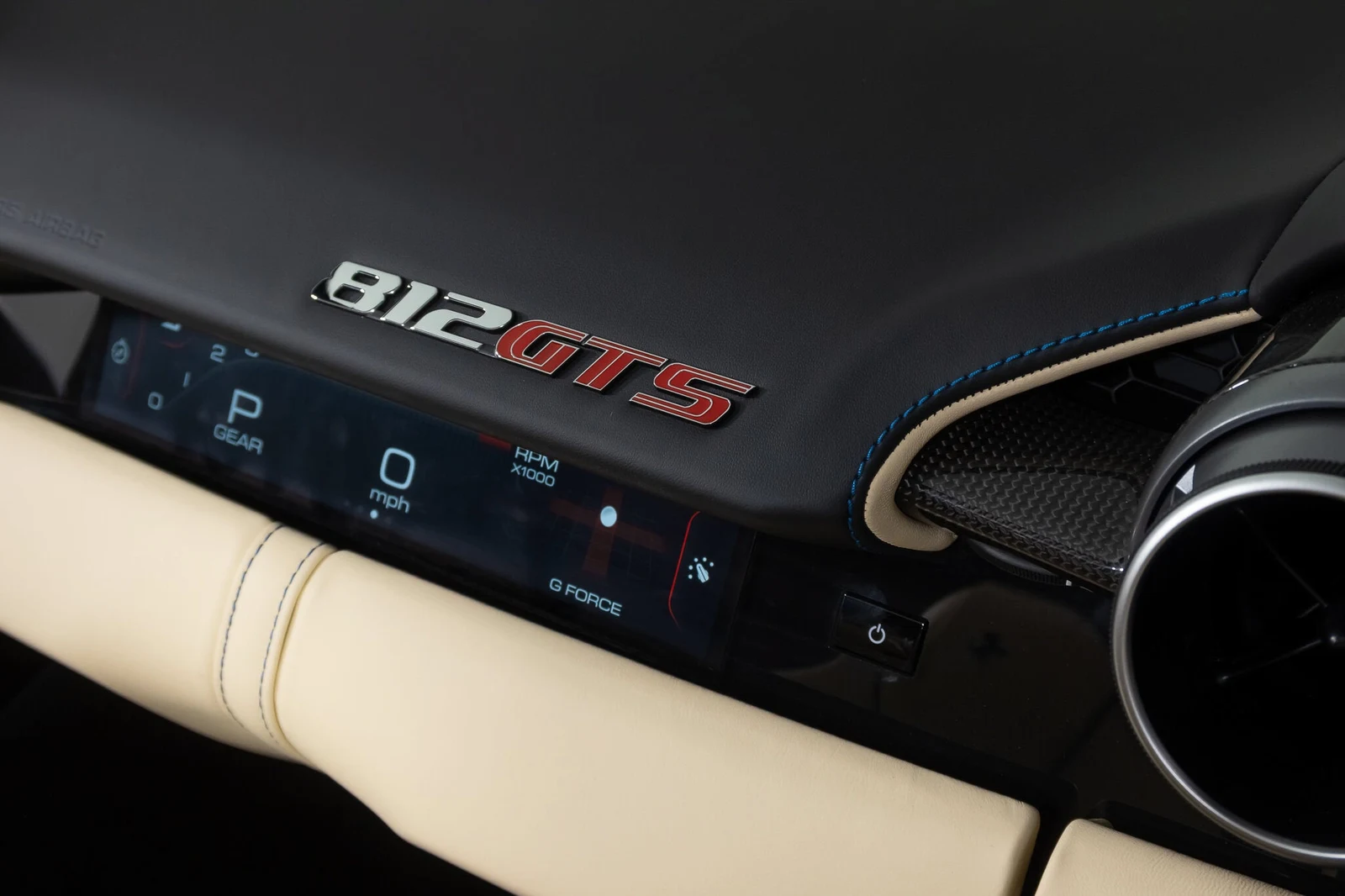 2021 Ferrari 812 GTS Atelier, 24/30