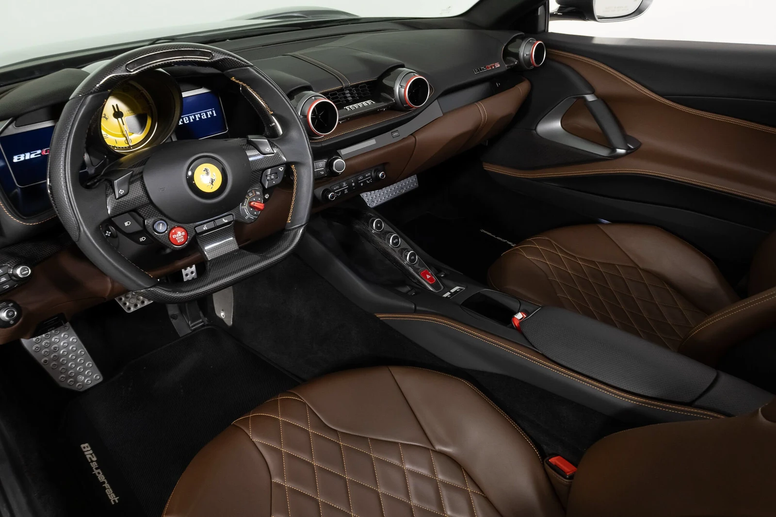 2021 Ferrari 812 GTS, 20/30