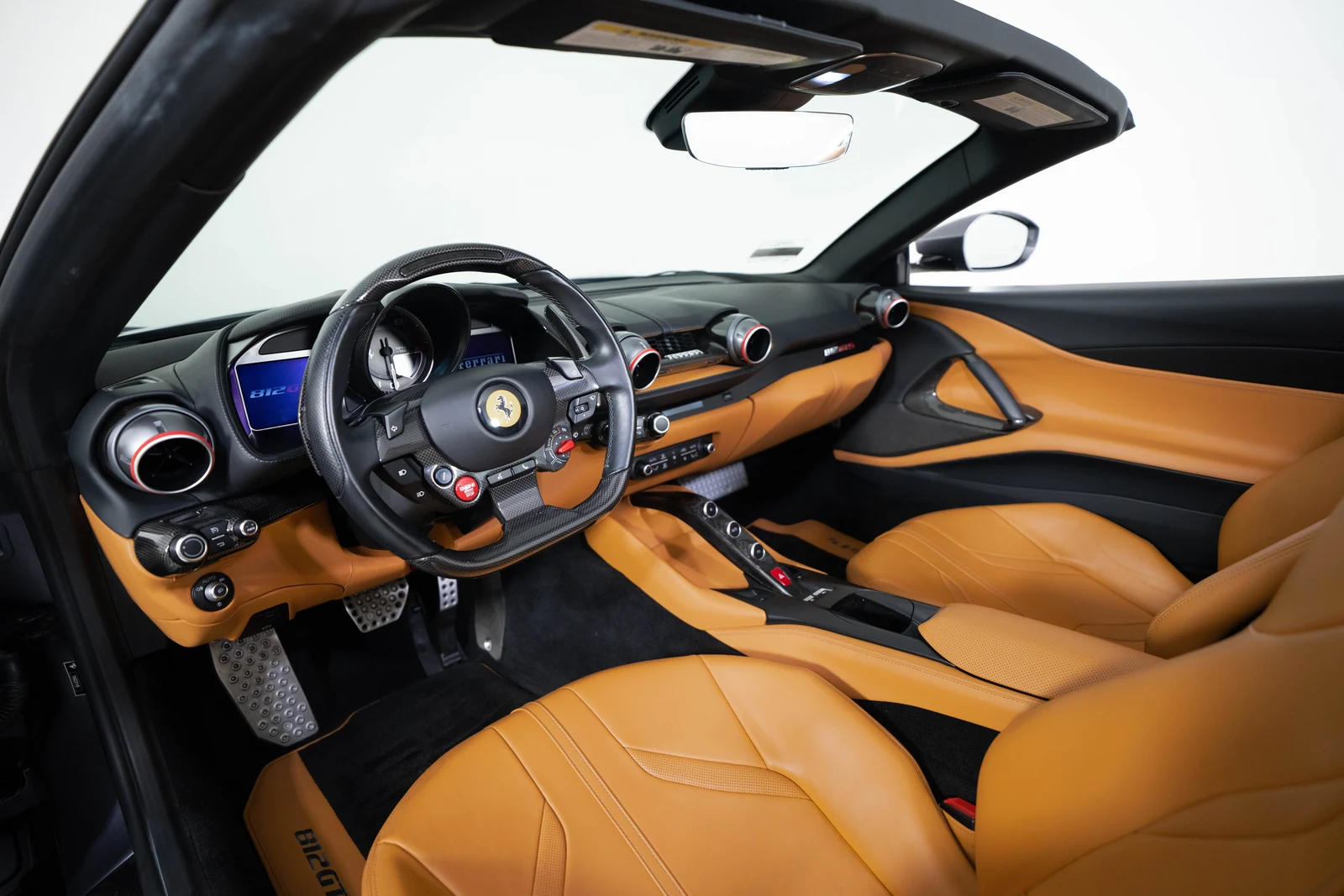 2022 Ferrari 812 GTS, 16/30