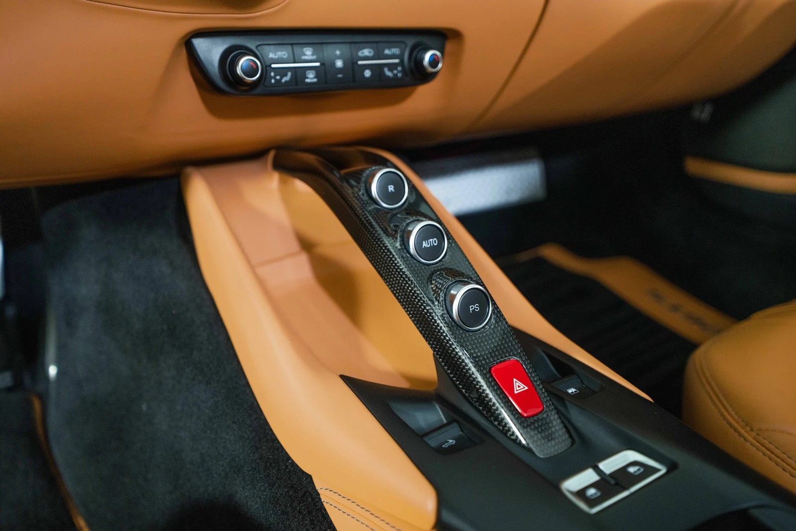 2022 Ferrari 812 GTS, 18/30