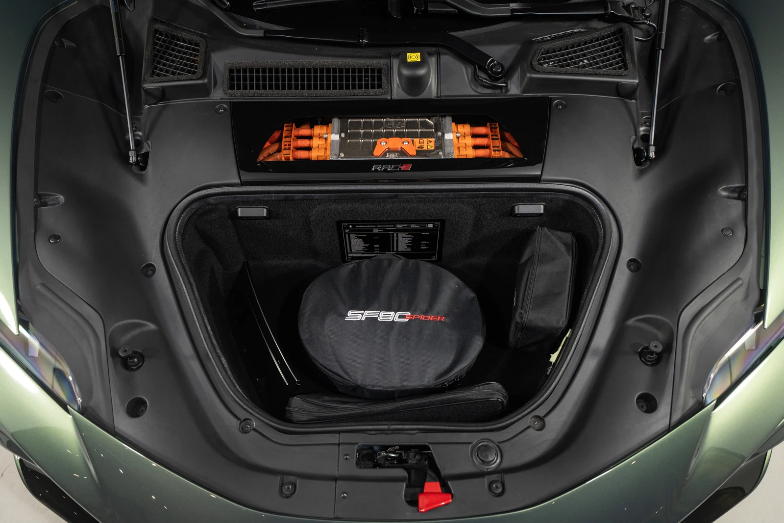 2024 Ferrari SF90 Spider Atelier, 18/30