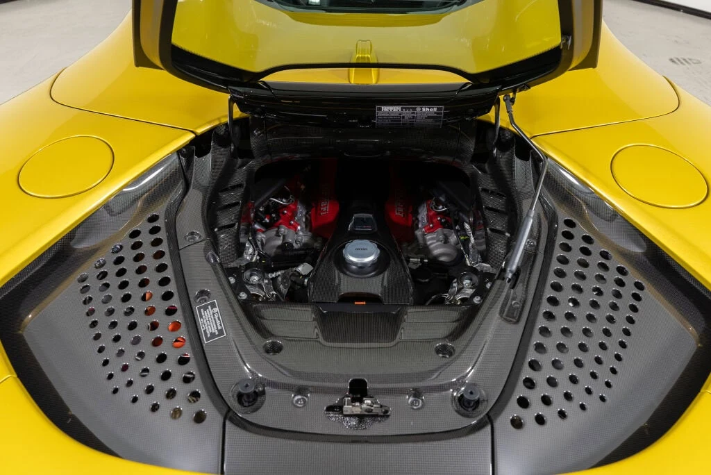 2022 Ferrari SF90 Spider, 12/30