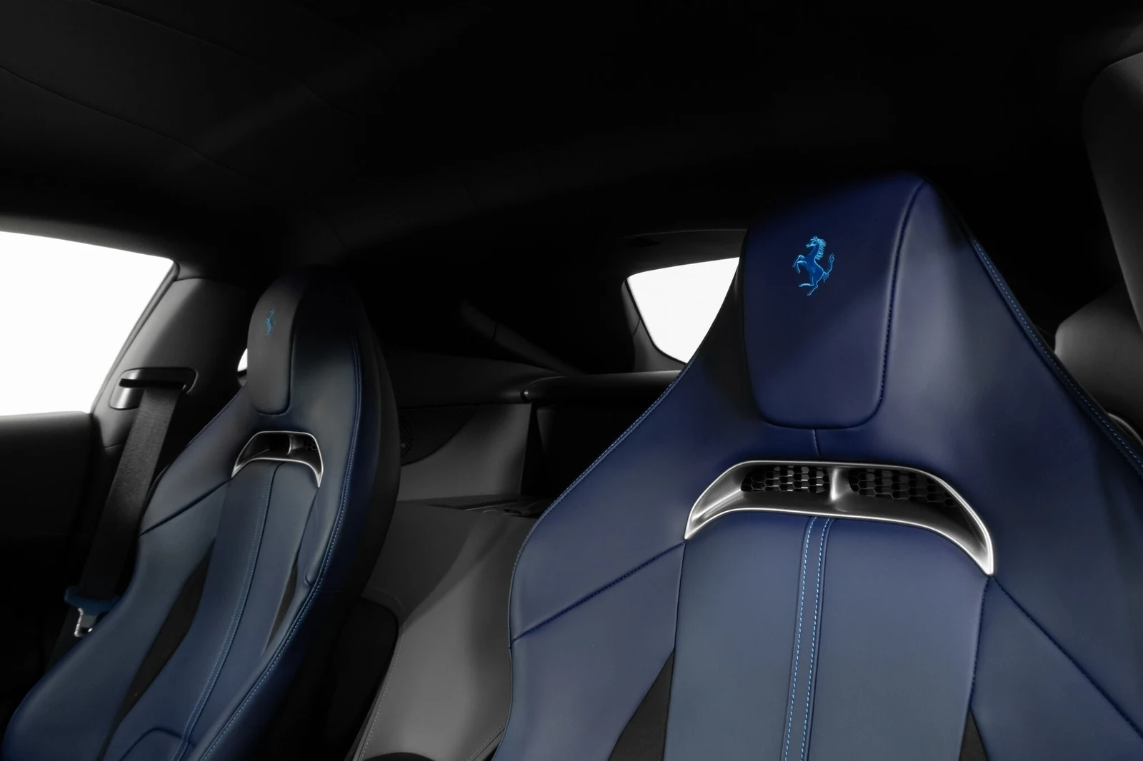 2025 Ferrari 12Cilindri, 29/30