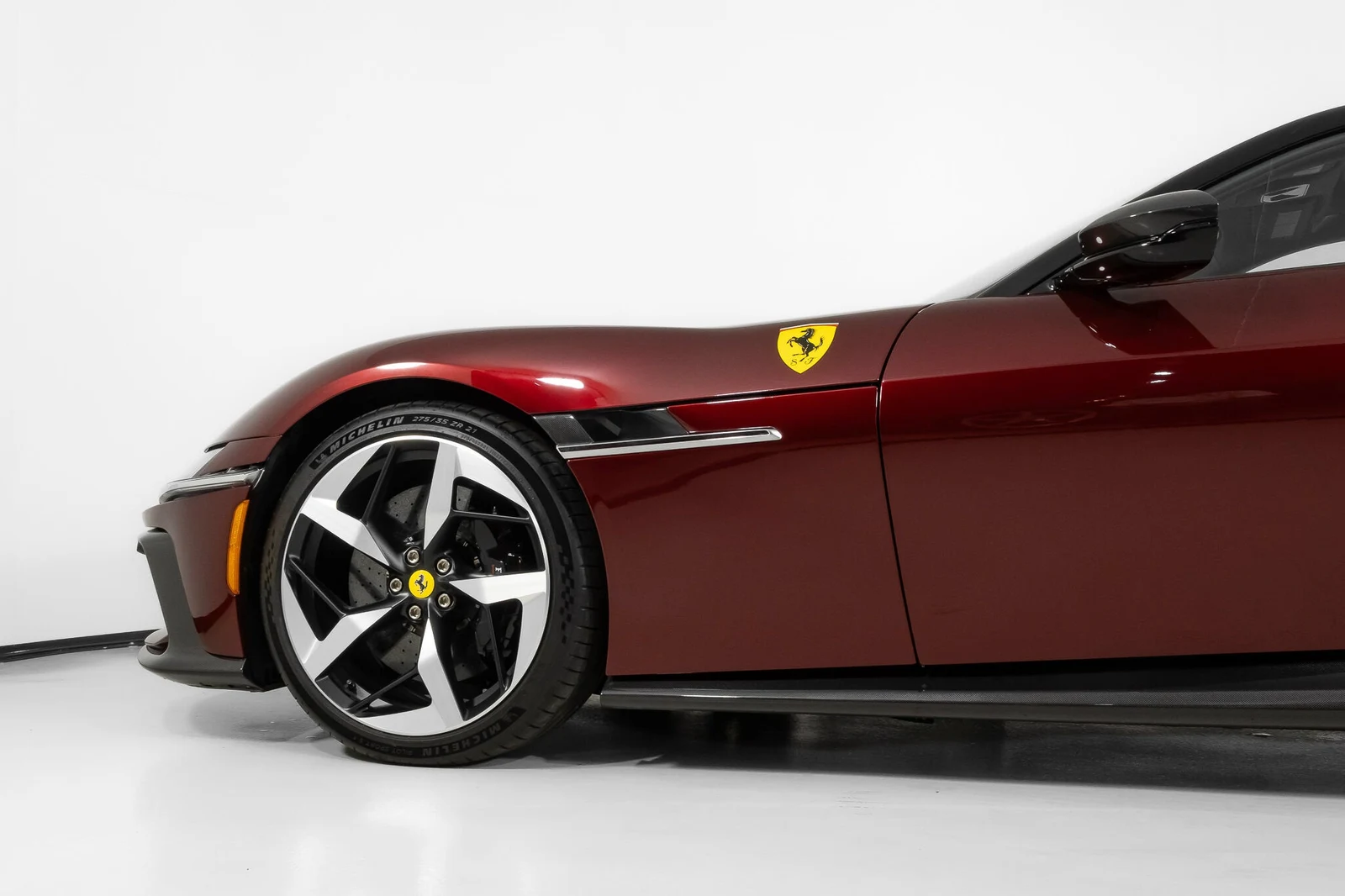 2025 Ferrari 12Cilindri, 10/30