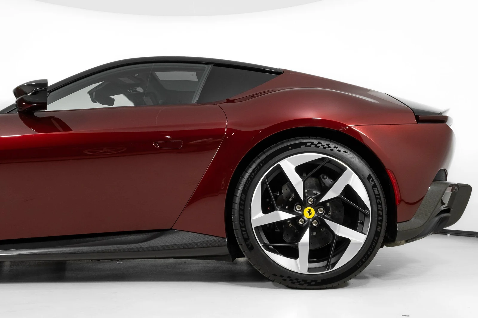 2025 Ferrari 12Cilindri, 12/30