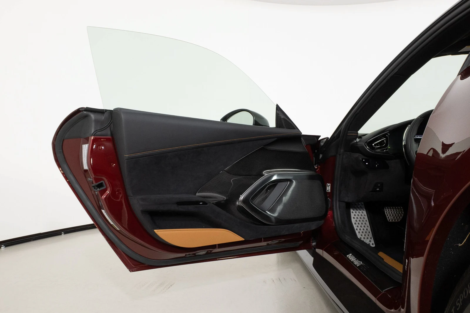 2025 Ferrari 12Cilindri, 19/30
