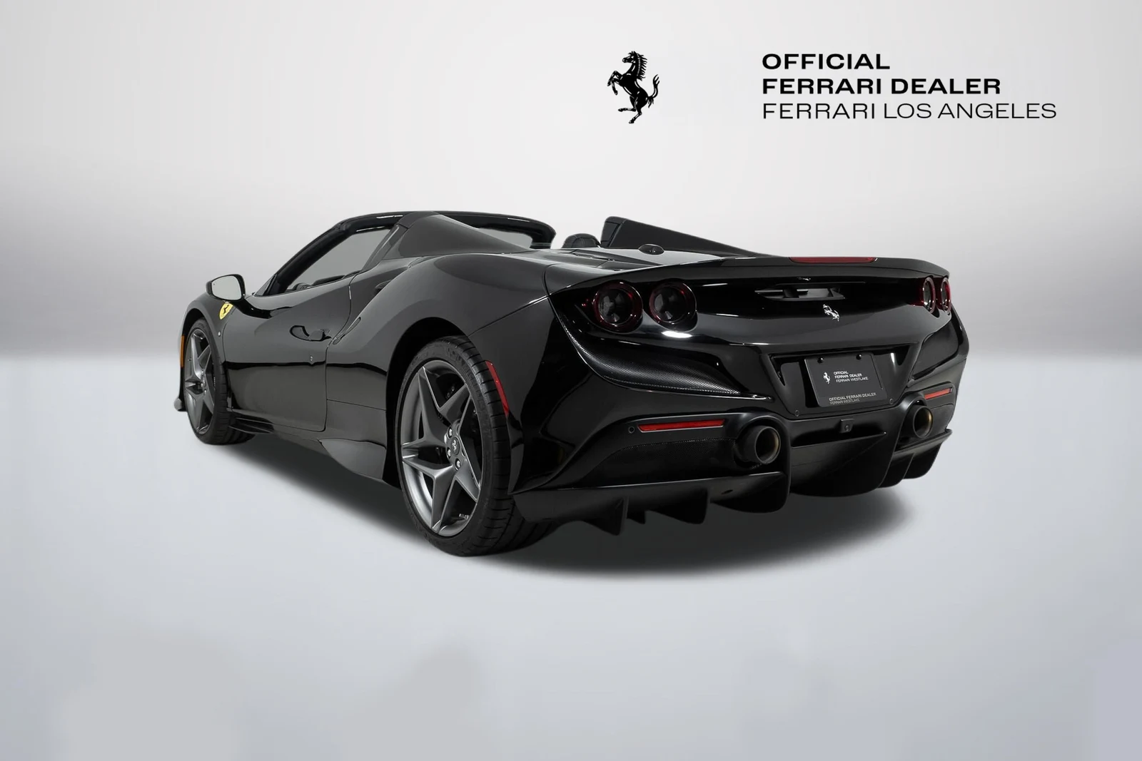 2022 Ferrari F8 Spider, 3/30