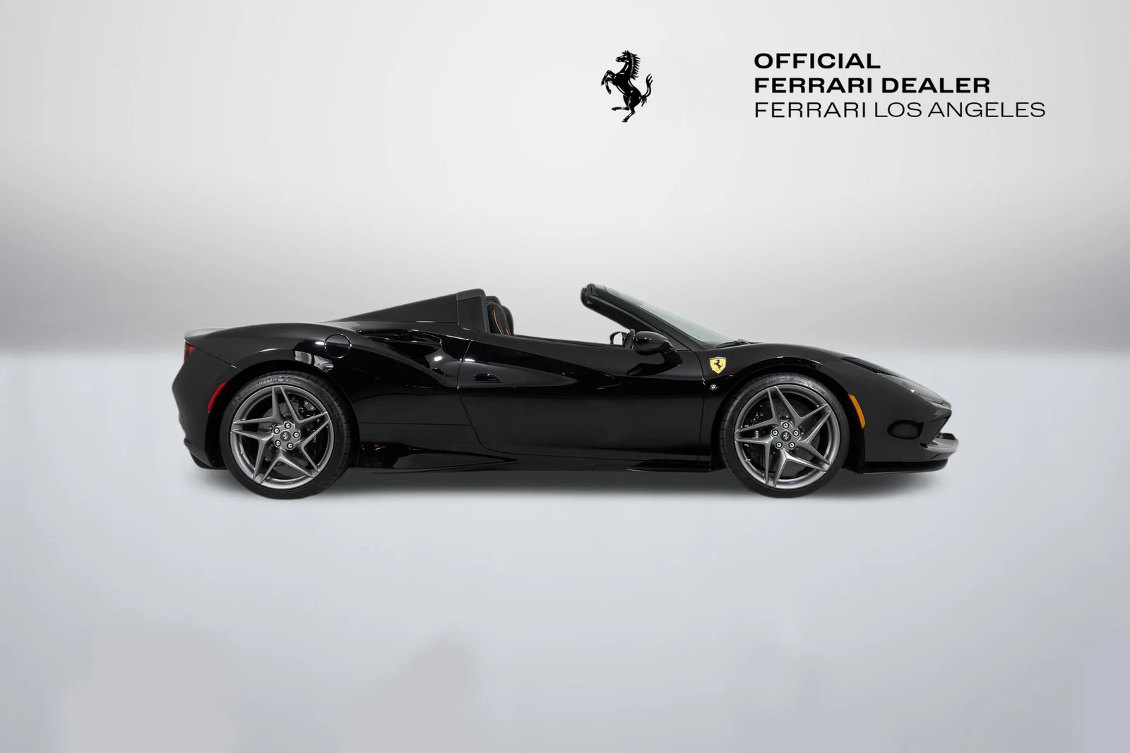 2022 Ferrari F8 Spider, 6/30