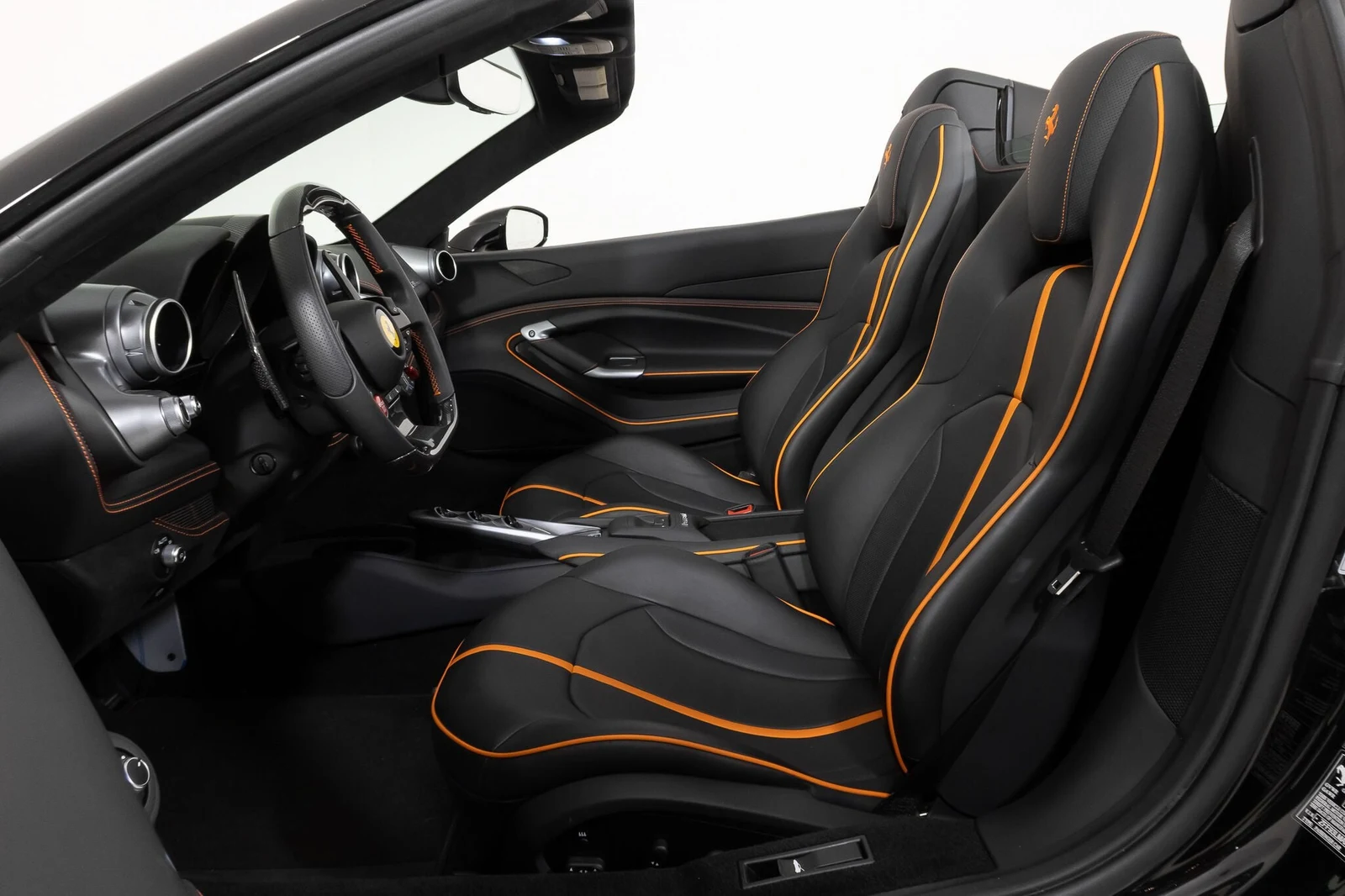 2022 Ferrari F8 Spider, 20/30