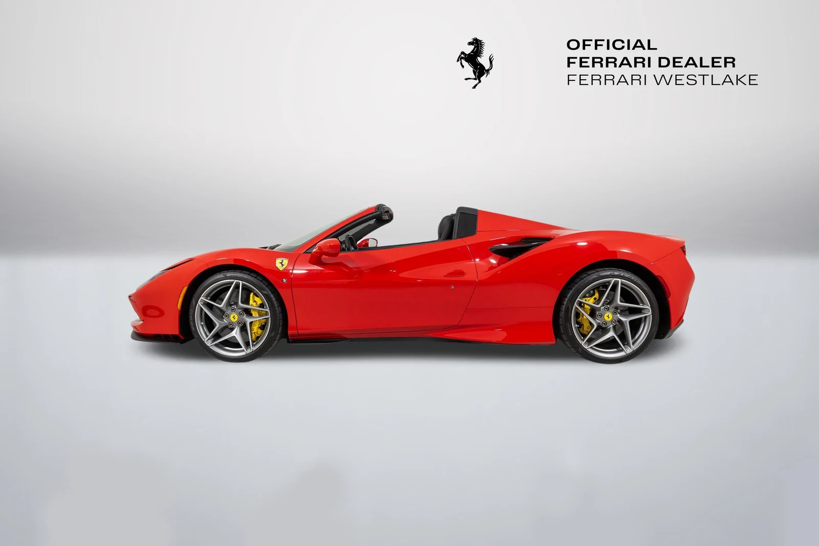 2022 Ferrari F8 Spider, 2/30