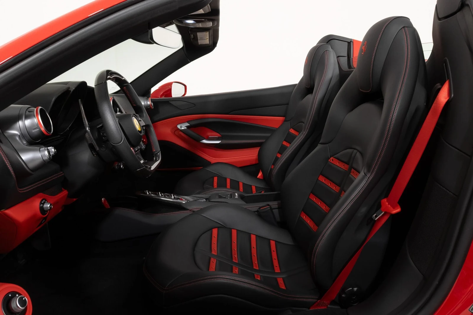 2022 Ferrari F8 Spider, 21/30