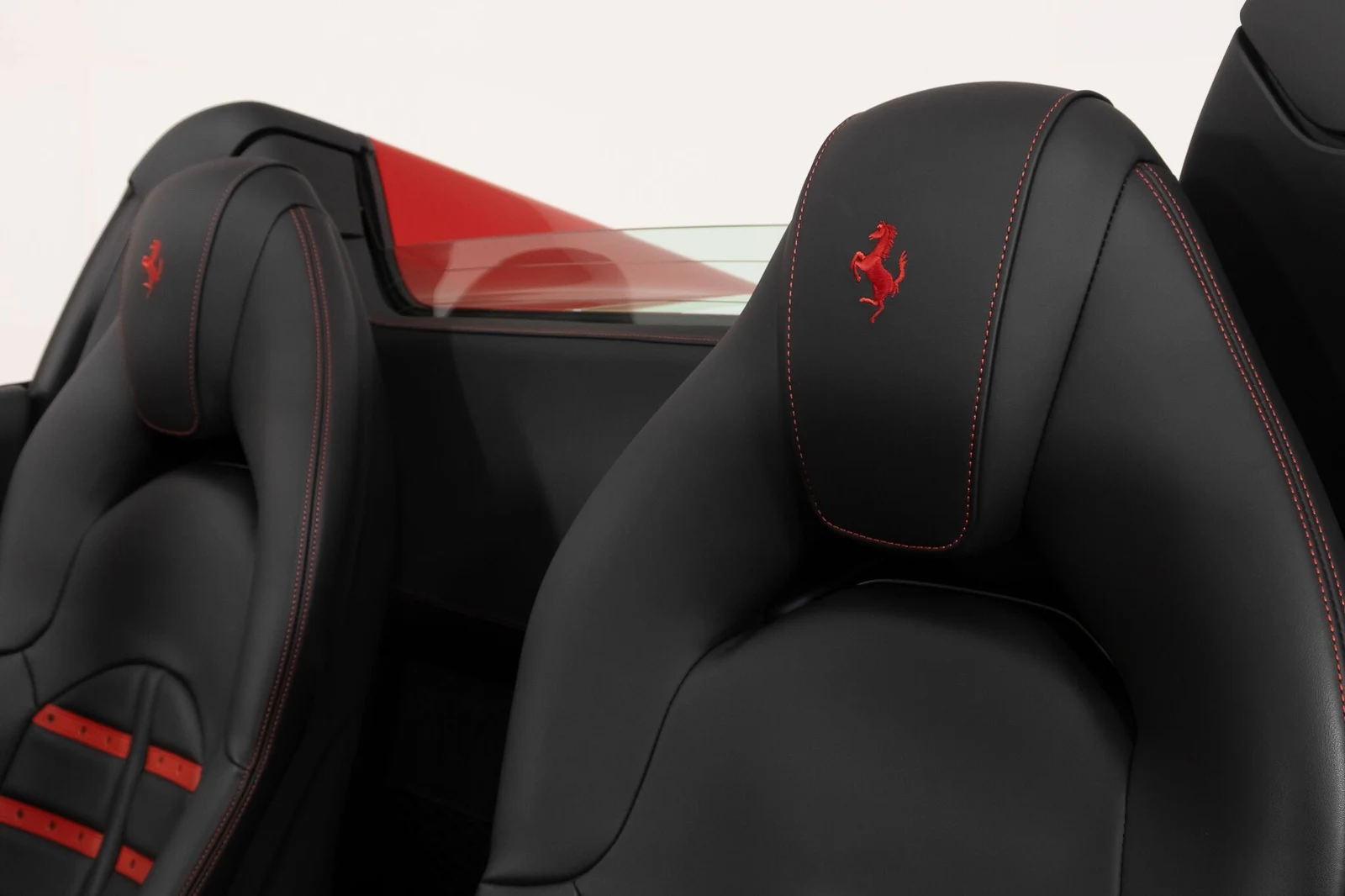 2022 Ferrari F8 Spider, 28/30