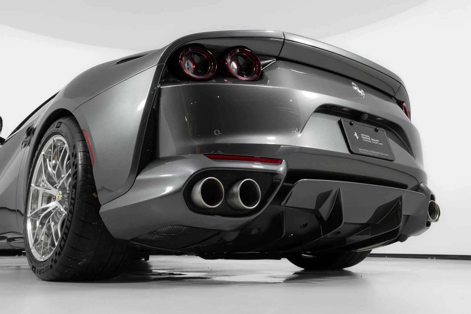 2019 Ferrari 812 Superfast, 12/30
