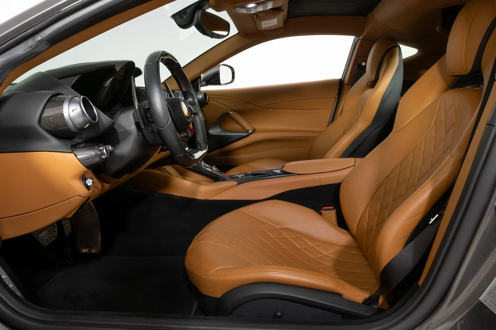 2019 Ferrari 812 Superfast, 24/30