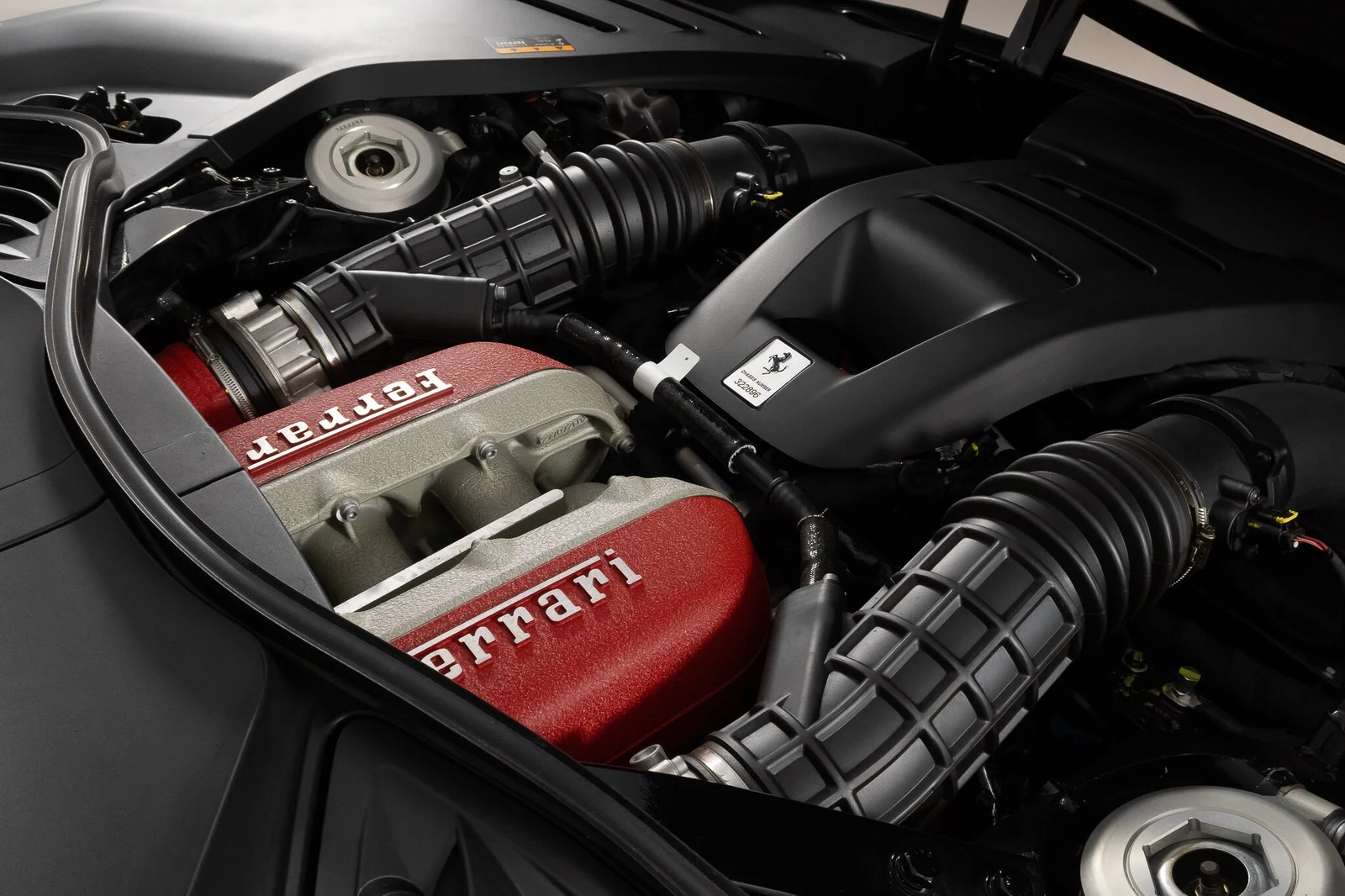 2025 Ferrari Purosangue, 13/30