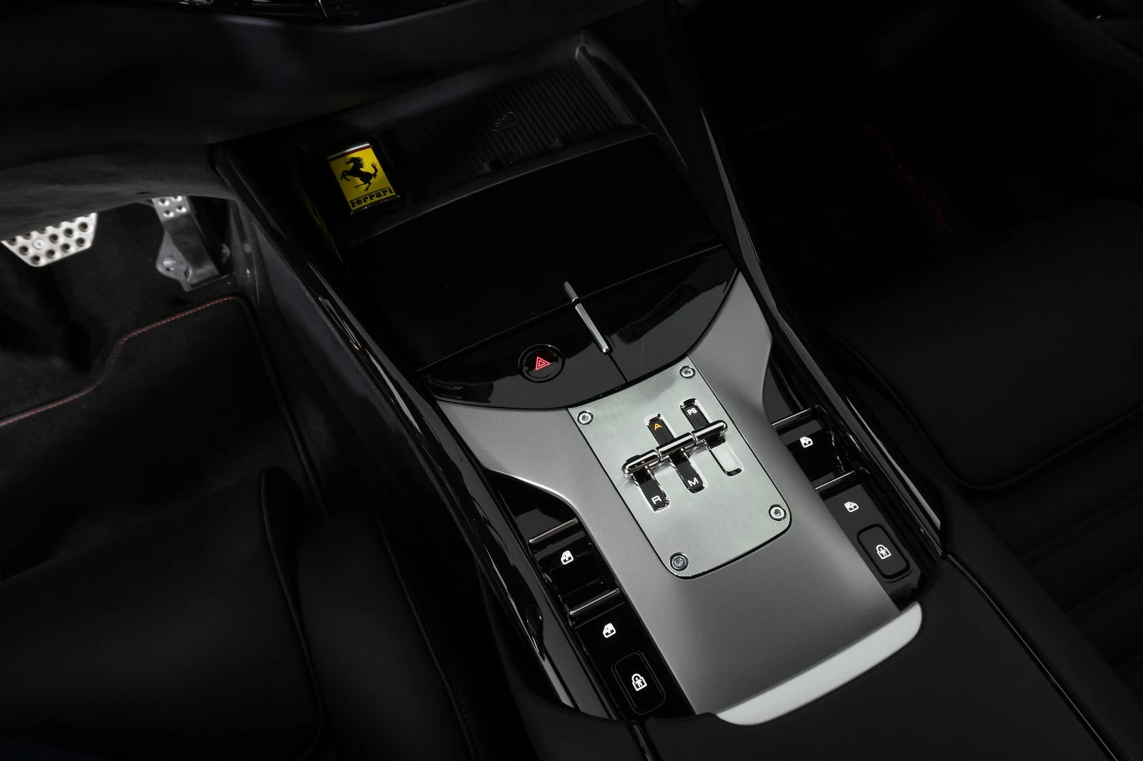 2025 Ferrari Purosangue, 22/30