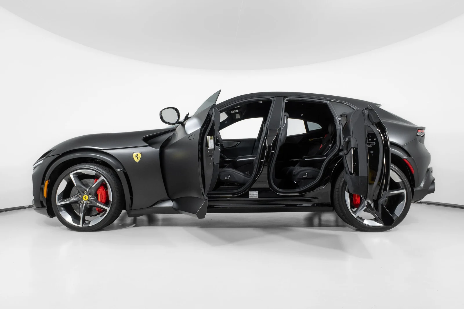 2025 Ferrari Purosangue, 30/30
