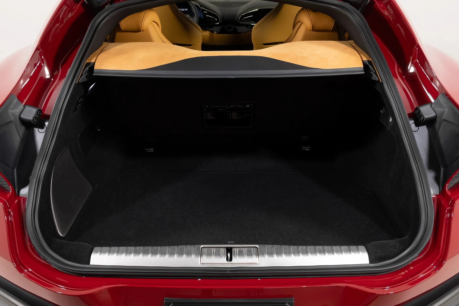 2026 Ferrari Purosangue, 12/30