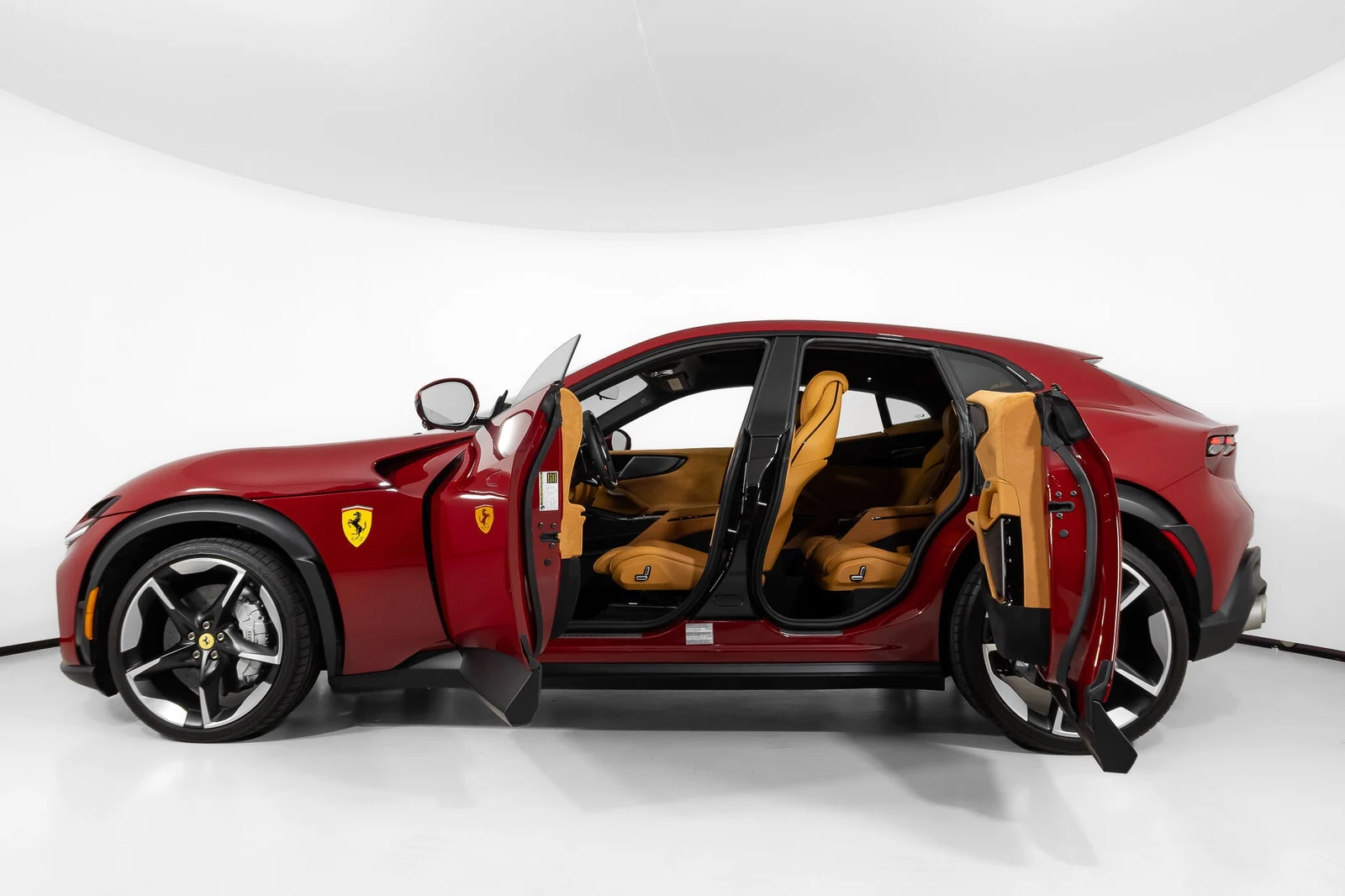 2026 Ferrari Purosangue, 28/30